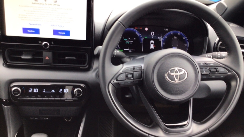 Toyota Yaris 1.5 Vvt-h Excel Hatchback Hybrid E-cvt LM75YJR Silver #6