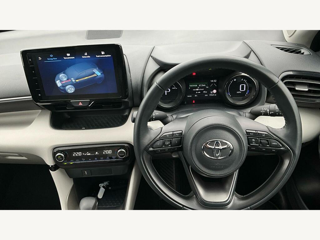 Toyota Yaris 1.5 Vvt-h Excel E-cvt Euro 6 Ss VN23XRJ White #5