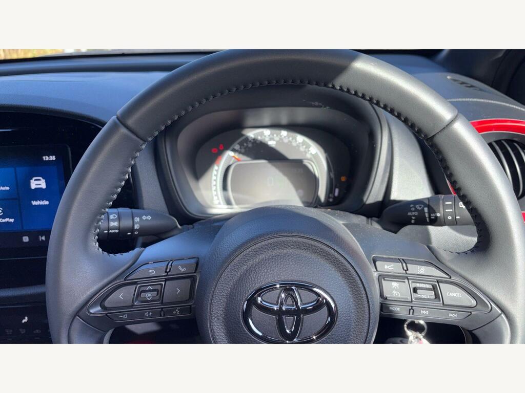 Toyota Aygo X 1.0 Vvt-i Edge X-shift Euro 6 Ss GF74OTV Red #6