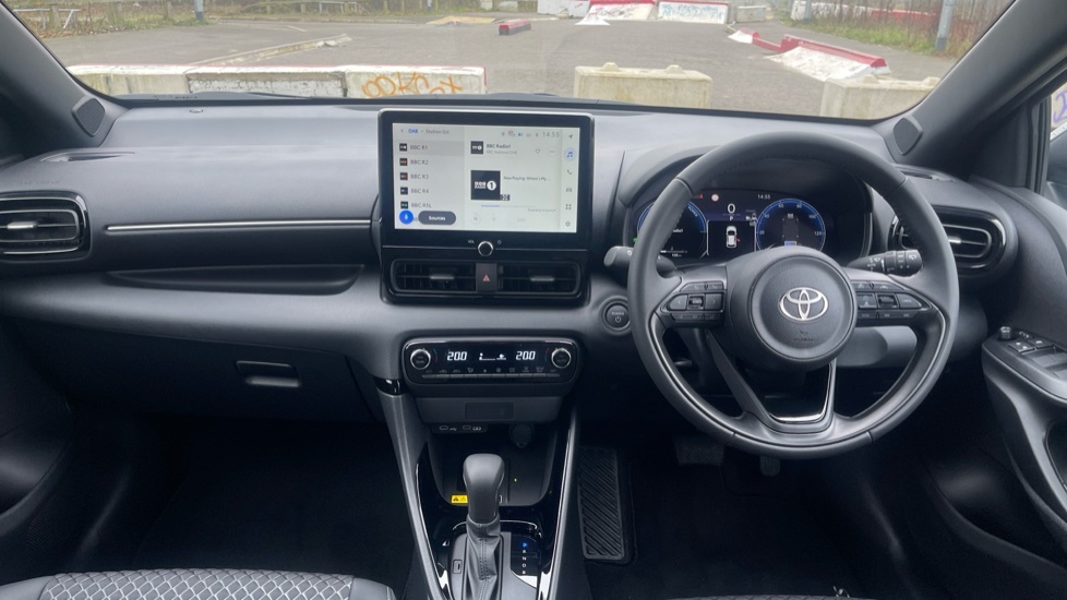 Toyota Yaris 1.5 Vvt-h Excel Hatchback Hybrid E-cvt OW75WSZ Silver #5