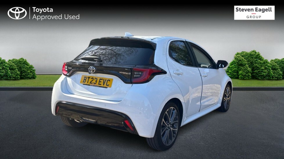 Toyota Yaris 1.5 Vvt-h Excel E-cvt Euro 6 Ss BT23EVC White #2