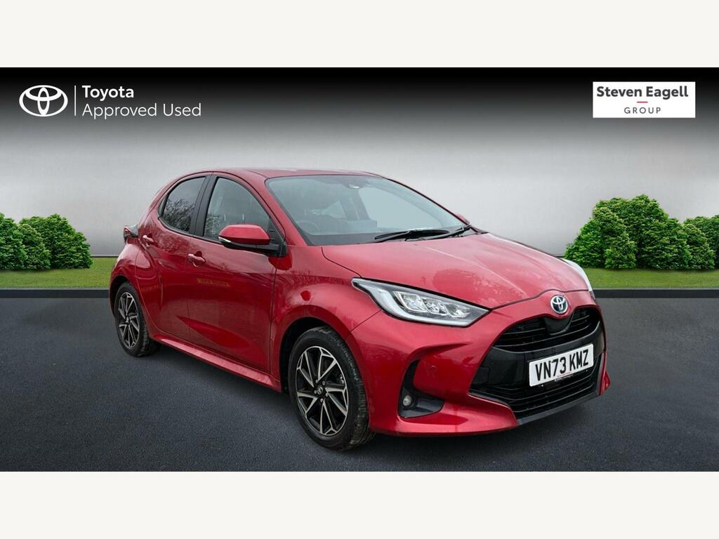 Toyota Yaris 1.5 Vvt-h Design E-cvt Euro 6 Ss Red