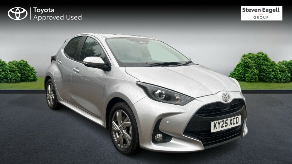Toyota Yaris 1.5 Vvt-h Icon Hatchback Hybrid E-cvt E Silver