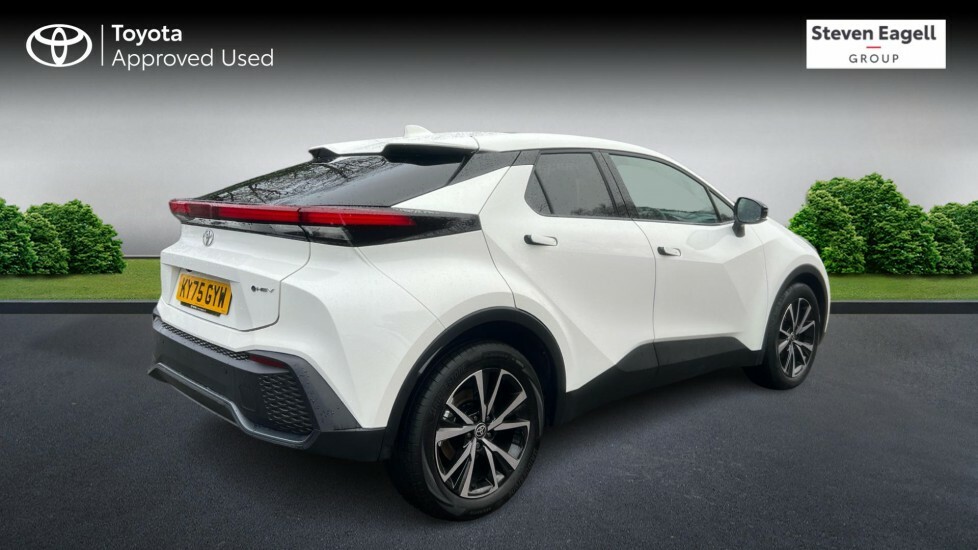 Toyota C-Hr 1.8 Vvt-h Design Cvt Euro 6 Ss KY75GYW White #2