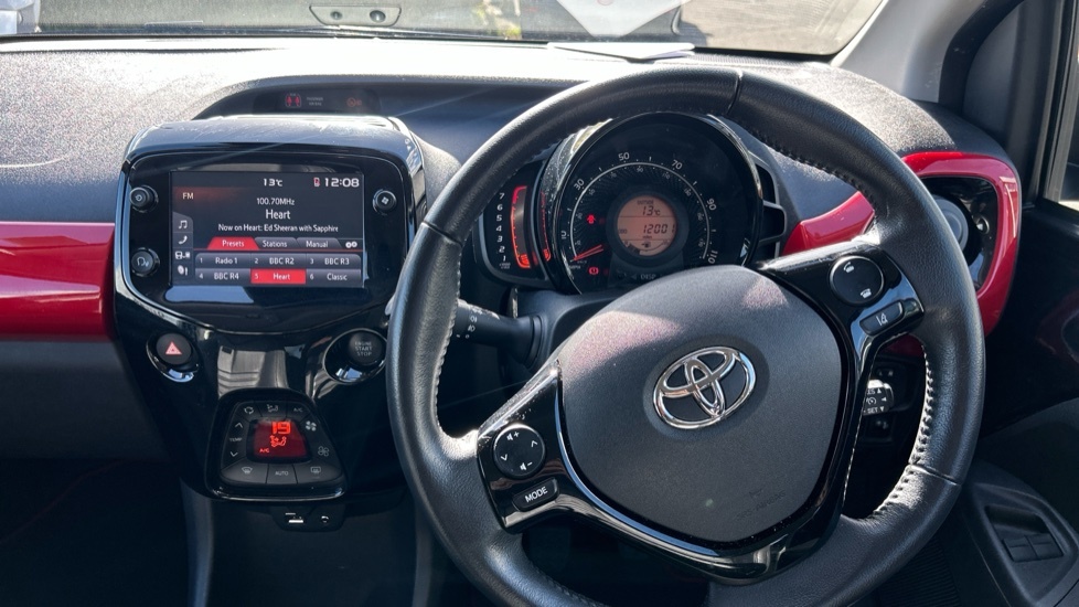 Toyota Aygo 1.0 Vvt-i X-clusiv Euro 6 Ss Black #6