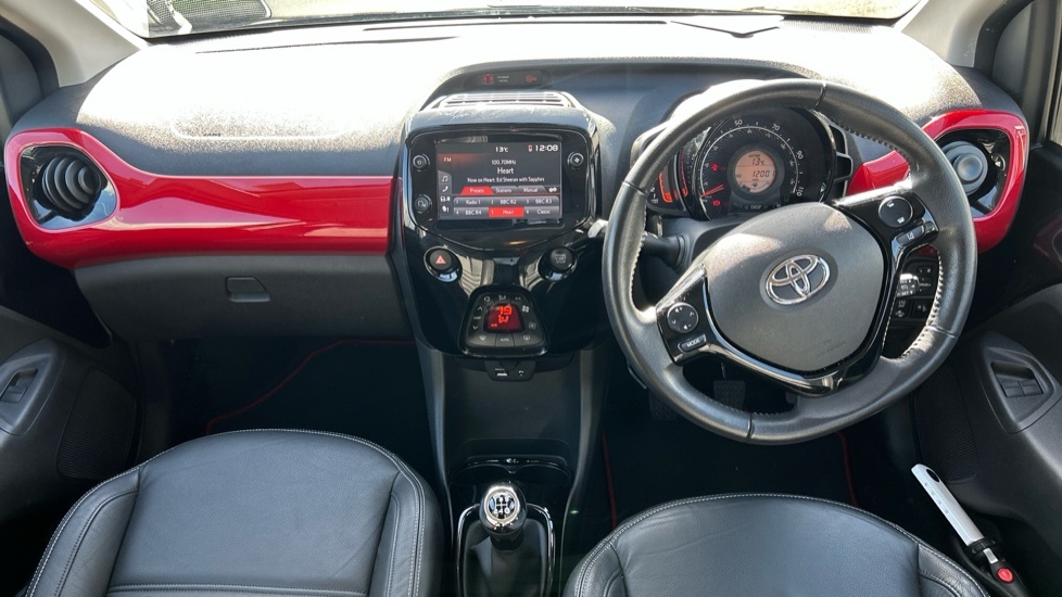 Toyota Aygo 1.0 Vvt-i X-clusiv Euro 6 Ss Black #5