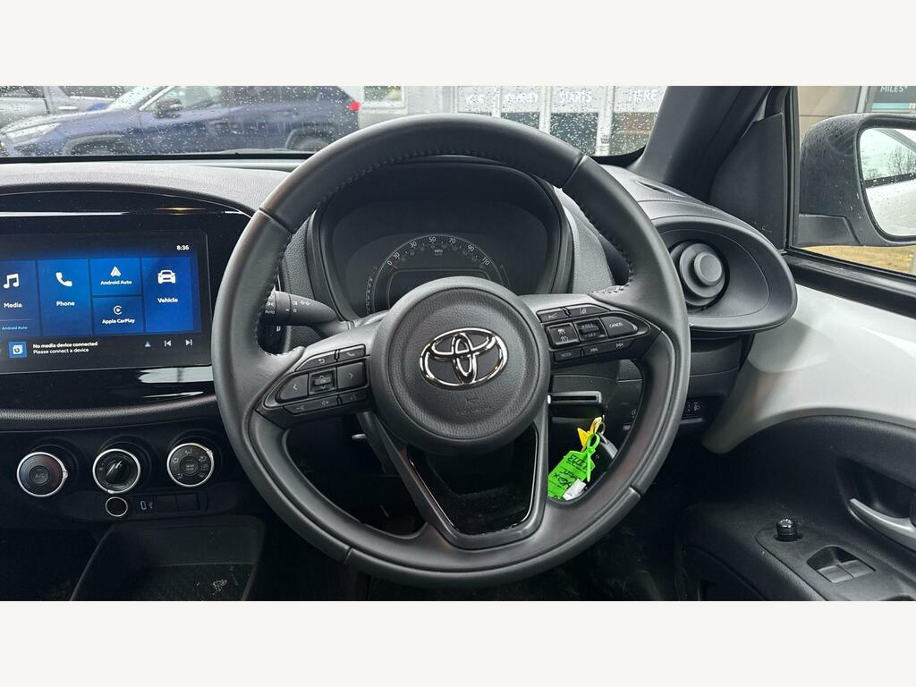 Toyota Aygo X 1.0 Vvt-i Pure Euro 6 Ss VK74GCX White #6