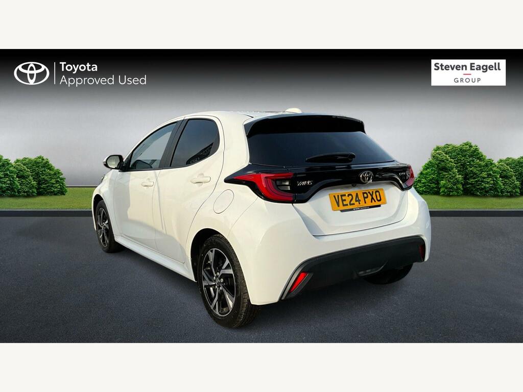 Toyota Yaris 1.5 Vvt-h Design E-cvt Euro 6 Ss VE24PXO White #4