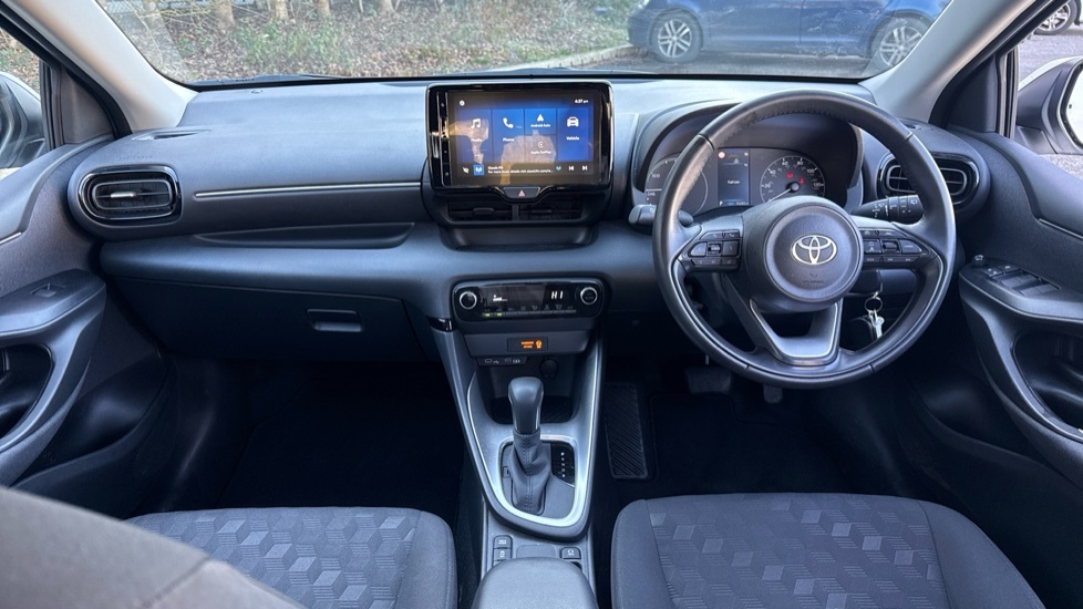 Toyota Yaris 1.5 Vvt-h Icon E-cvt Euro 6 Ss AV24VTU White #5