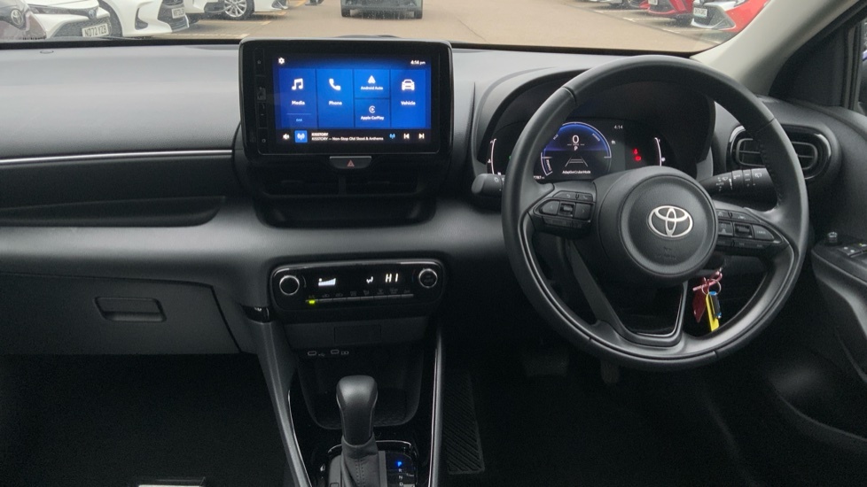 Toyota Yaris 1.5 Vvt-h Design Hatchback Hybrid E-cvt KR74DWW Blue #5