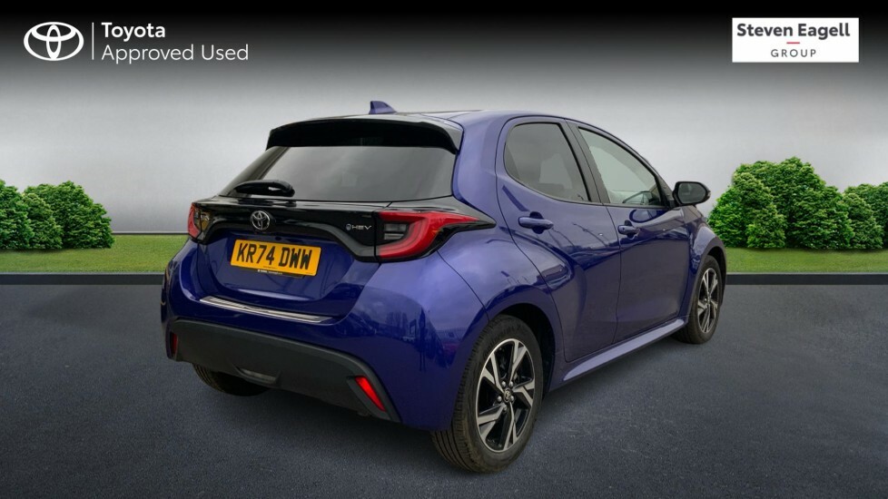 Toyota Yaris 1.5 Vvt-h Design Hatchback Hybrid E-cvt KR74DWW Blue #2