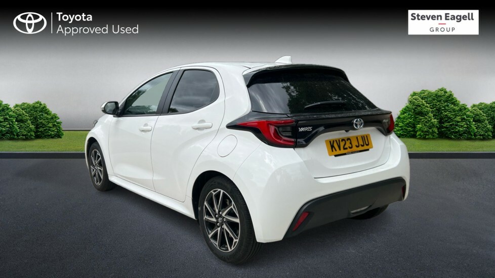 Toyota Yaris 1.5 Vvt-h Design Hatchback Hybrid E-cvt KV23JJU White #4