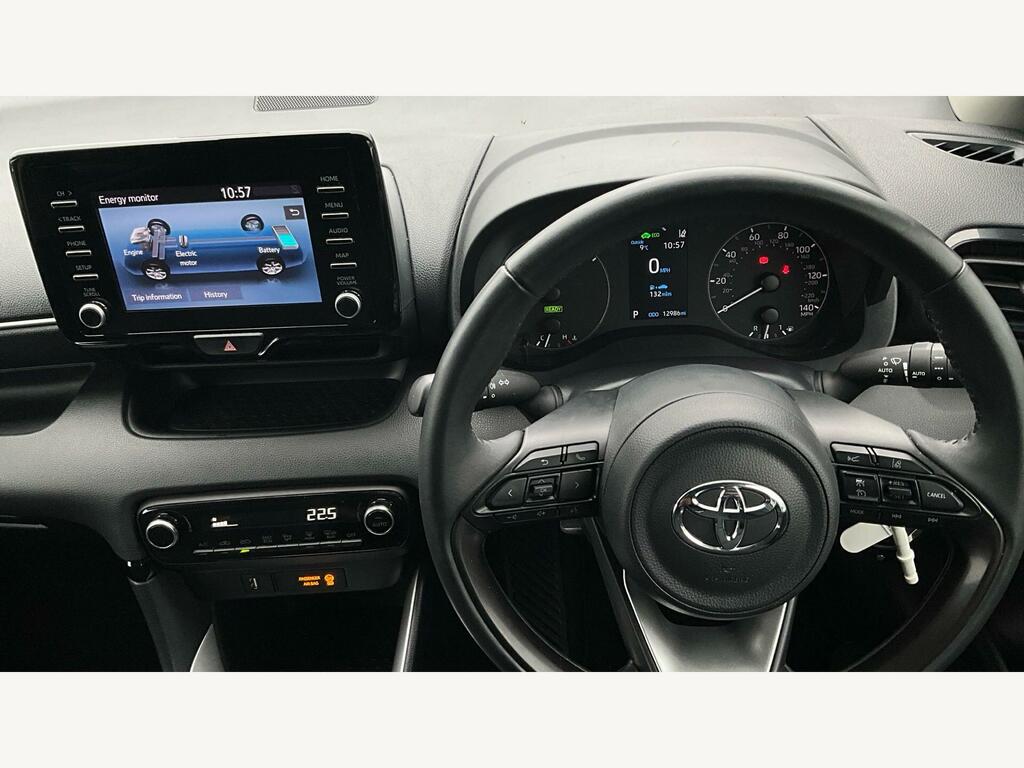 Toyota Yaris 1.5 Vvt-h Icon E-cvt Euro 6 Ss BA73YWH White #5