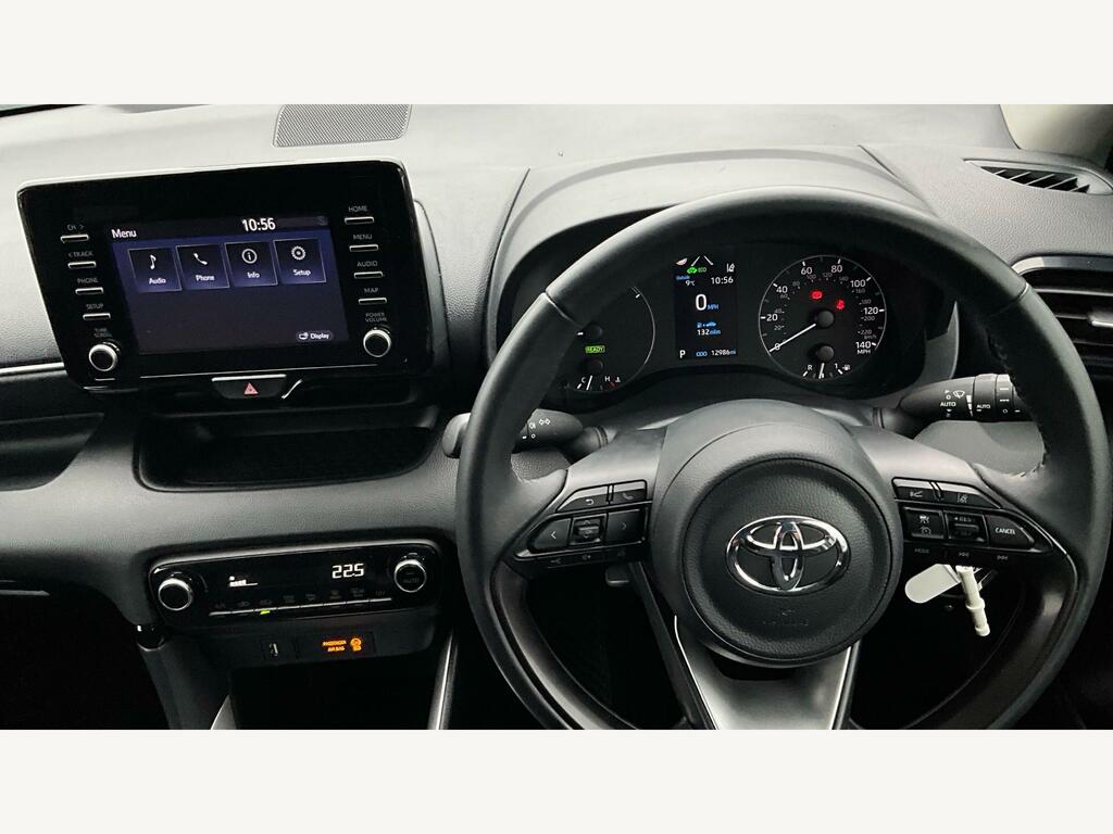 Toyota Yaris 1.5 Vvt-h Icon E-cvt Euro 6 Ss BA73YWH White #6