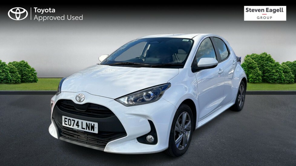 Toyota Yaris 1.5 Vvt-h Icon E-cvt Euro 6 Ss EO74LNW White #3