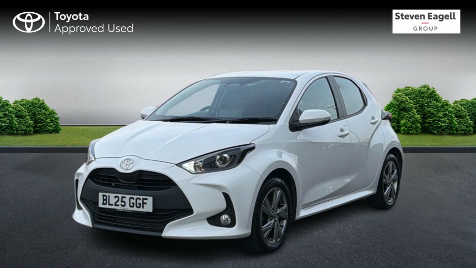 Toyota Yaris 1.5 Vvt-h Icon E-cvt Euro 6 Ss BL25GGF White #3