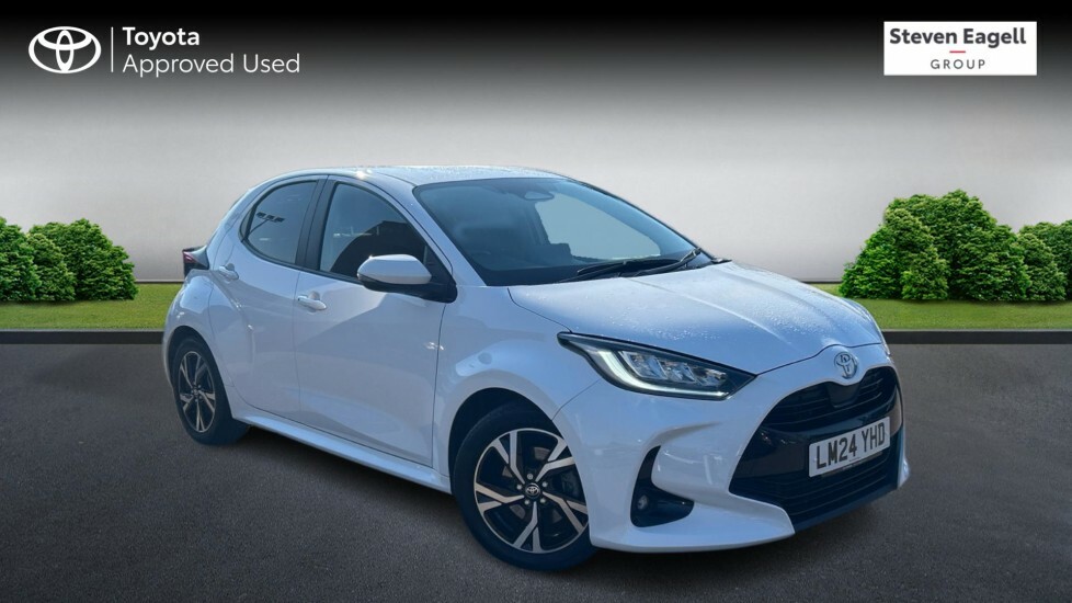 Toyota Yaris 1.5 Vvt-h Design E-cvt Euro 6 Ss White