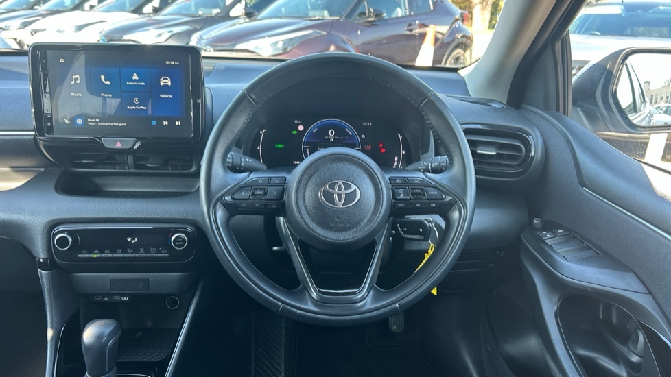 Toyota Yaris 1.5 Vvt-h Design E-cvt Euro 6 Ss LM24YHD White #6