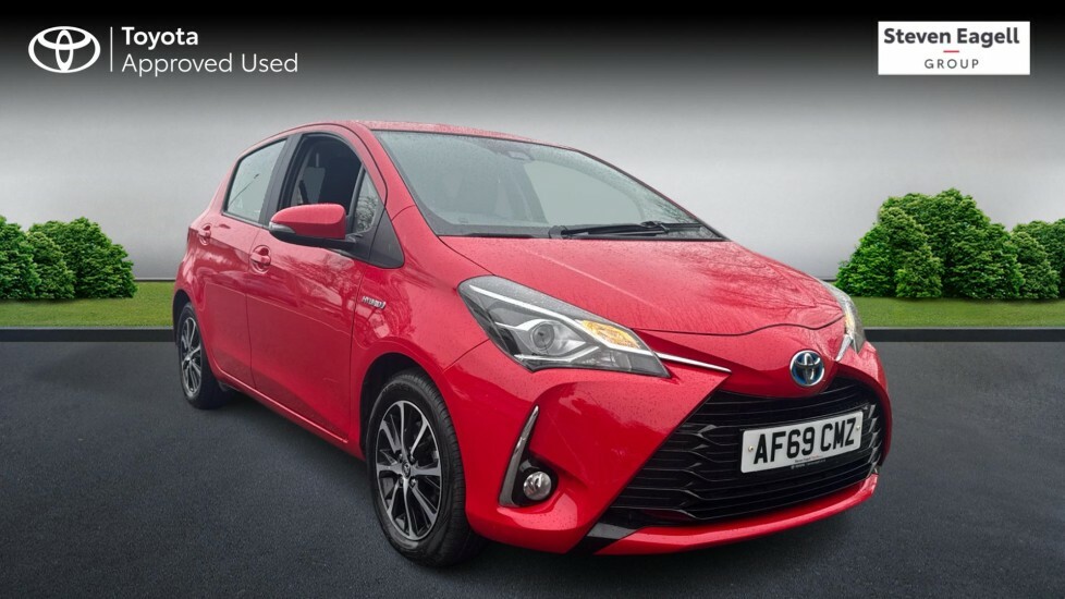Toyota Yaris 1.5 Vvt-h Icon Tech E-cvt Euro 6 Ss Red