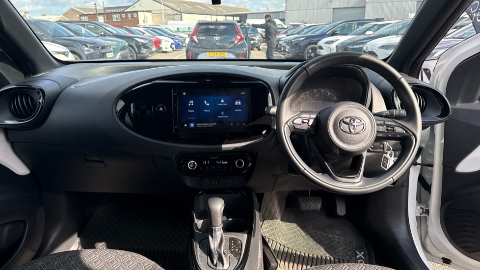 Toyota Aygo X 1.0 Vvt-i Edge X-shift Euro 6 Ss EX25NPJ White #5