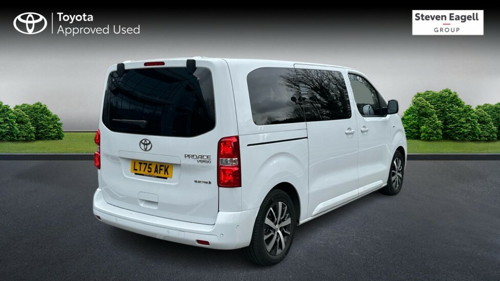 Toyota Proace Verso 75Kwh Design Medium Mpv Mwb White #2