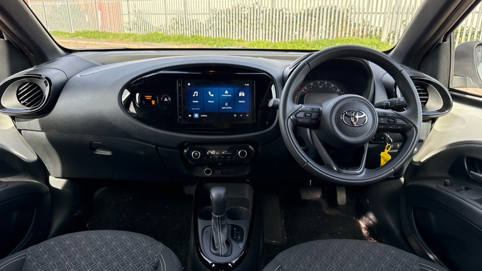 Toyota Aygo X 1.0 Vvt-i Edge X-shift Euro 6 Ss OE25VBT White #5