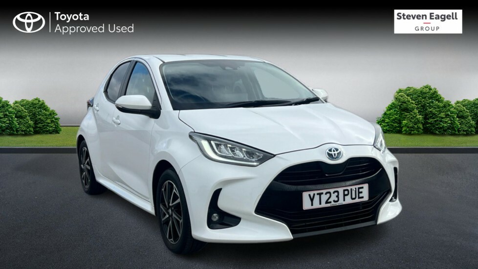 Toyota Yaris 1.5 Vvt-h Design E-cvt Euro 6 Ss White