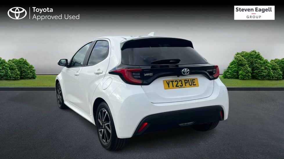 Toyota Yaris 1.5 Vvt-h Design E-cvt Euro 6 Ss YT23PUE White #4