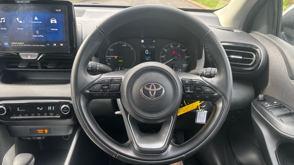 Toyota Yaris 1.5 Vvt-h Icon Hatchback Hybrid E-cvt E KY25XCJ White #6