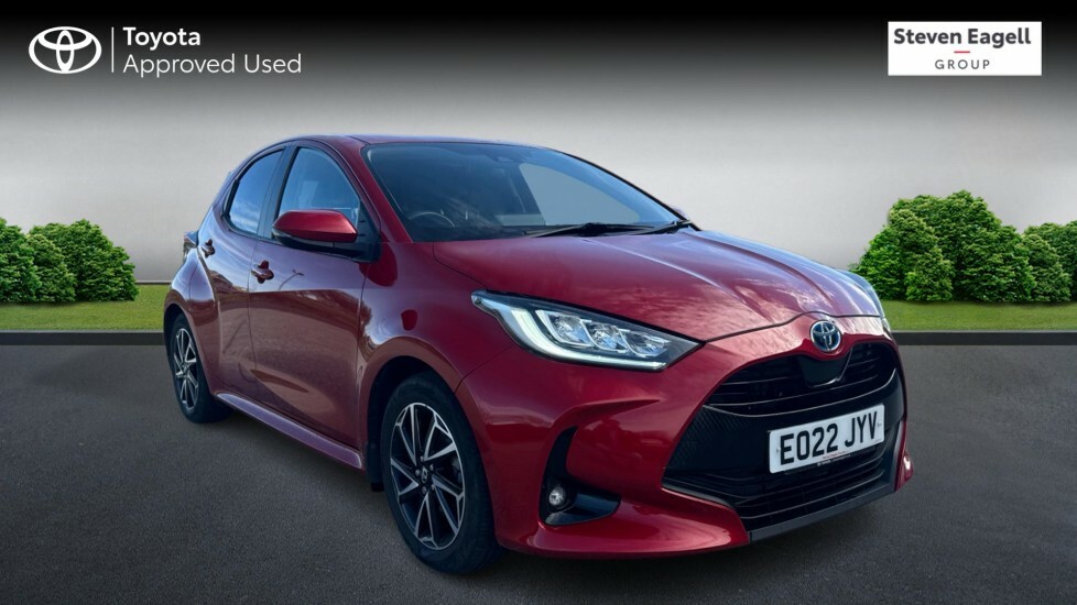 Toyota Yaris 1.5 Vvt-h Design E-cvt Euro 6 Ss Red