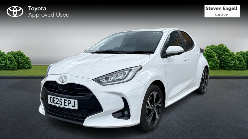 Toyota Yaris 1.5 Vvt-h Design E-cvt Euro 6 Ss OE25EPJ White #3