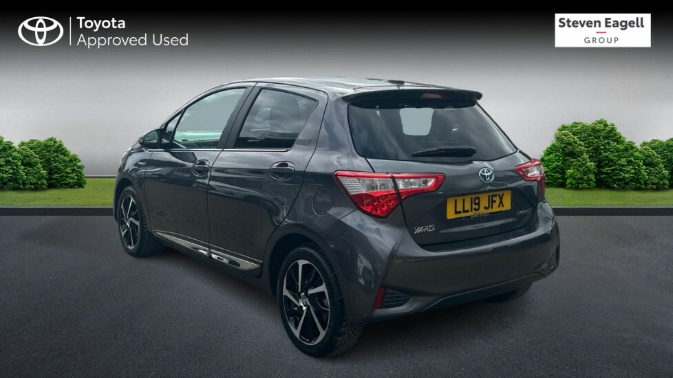 Toyota Yaris 1.5 Vvt-h Excel E-cvt Euro 6 Ss LL19JFX Grey #4