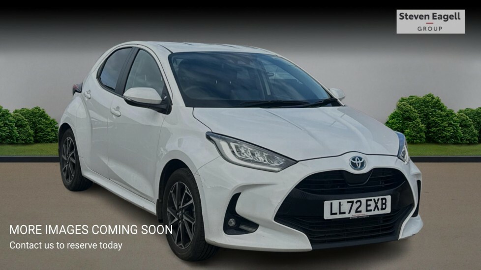 Toyota Yaris 1.5 Vvt-h Design E-cvt Euro 6 Ss White