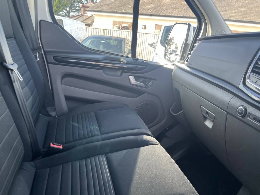 Ford Transit Custom Panel Van 2.0 Transit Custom Limited Van 300 L1 2. MA21ZYL White #3