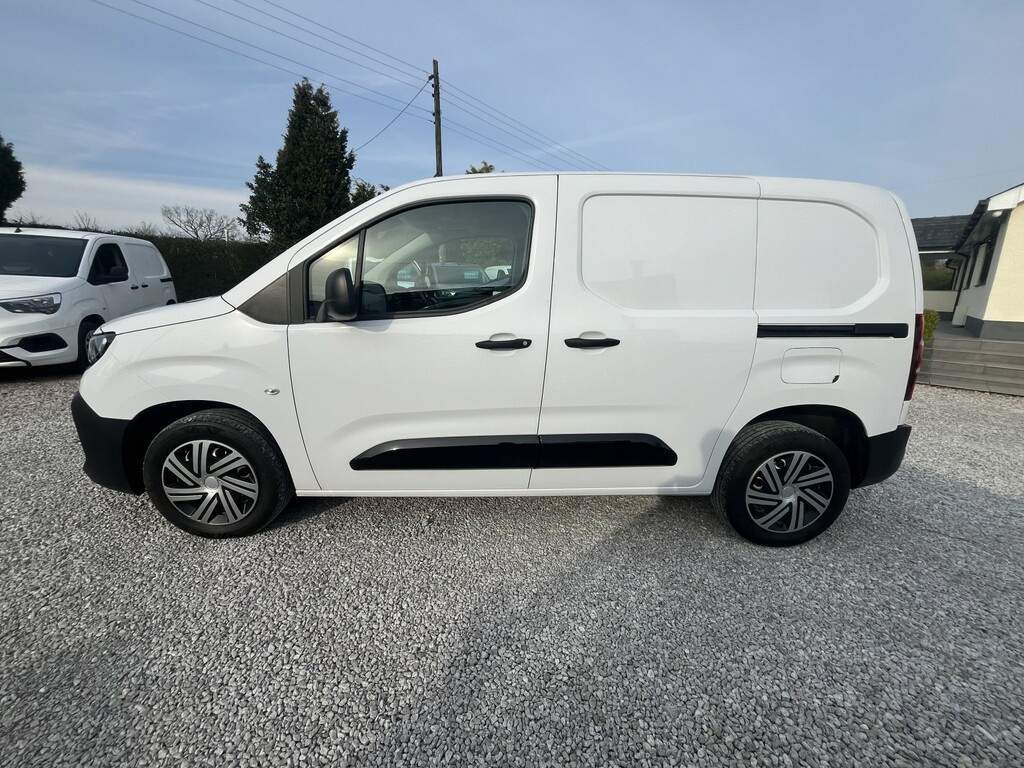 Vauxhall Combo Panel Van 1.5 Turbo D 2300 Prime 202424 DP24VDZ White #5