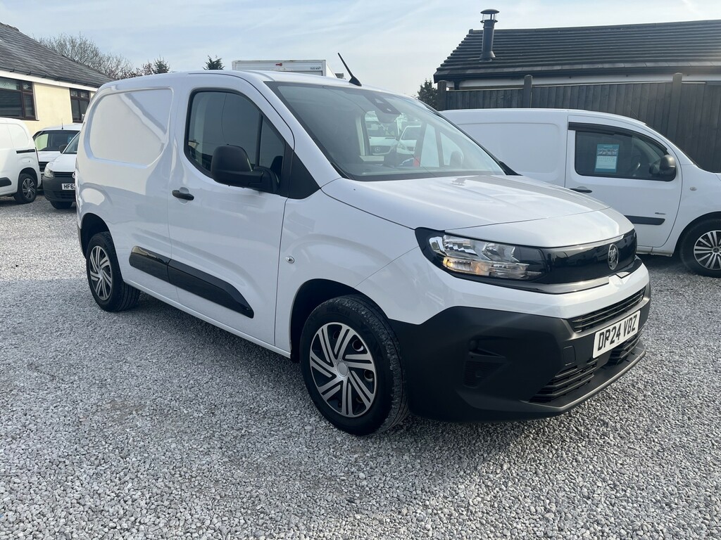 Vauxhall Combo Panel Van 1.5 Turbo D 2300 Prime 202424 White
