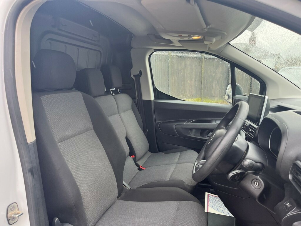 Citroen Berlingo Panel Van 1.5 Bluehdi 1000 Enterprise Edition M 2 LA72ZPO White #3