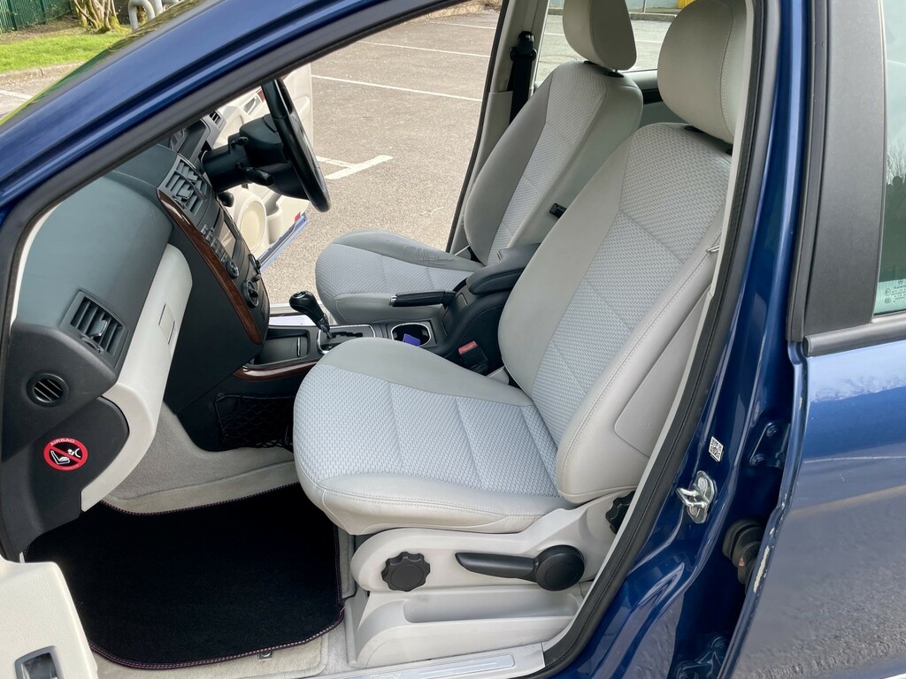 Mercedes-Benz A Class Hatchback 1.5 A160 Elegance Se 201010 Blue #6