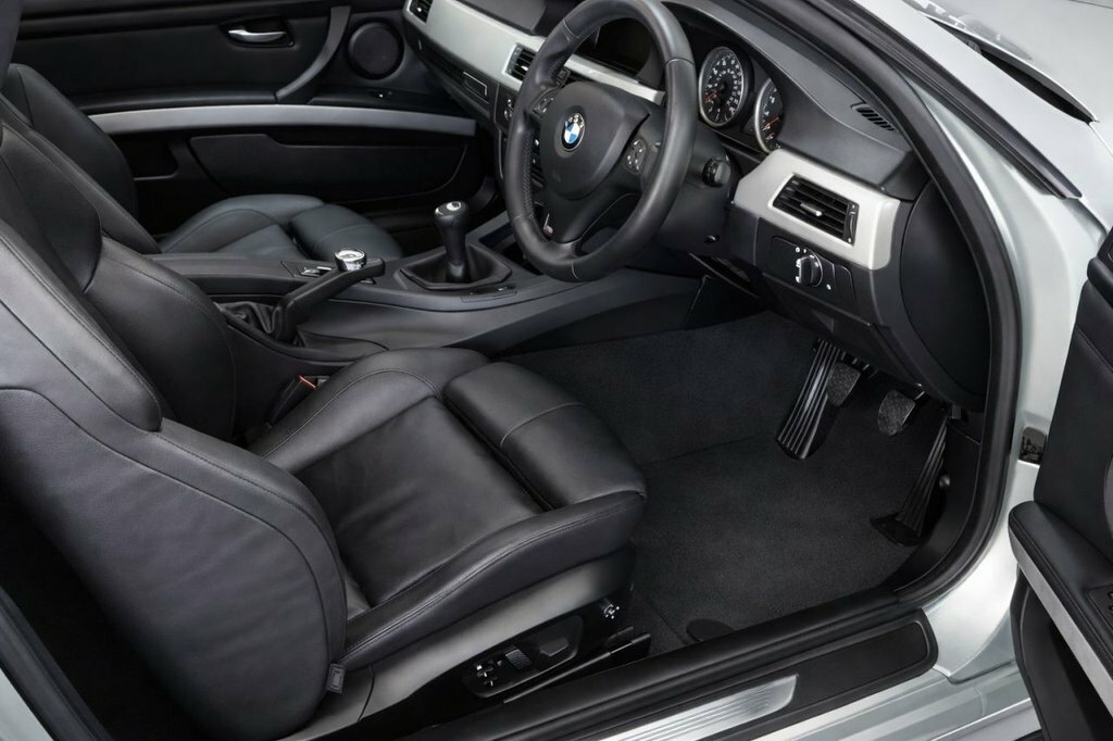 BMW M3 4L Null YE57JBV Blue #3