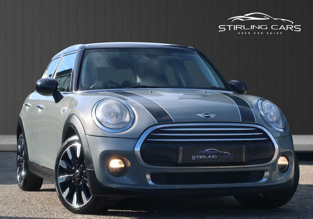 Mini Hatch 1.5L Cooper Grey
