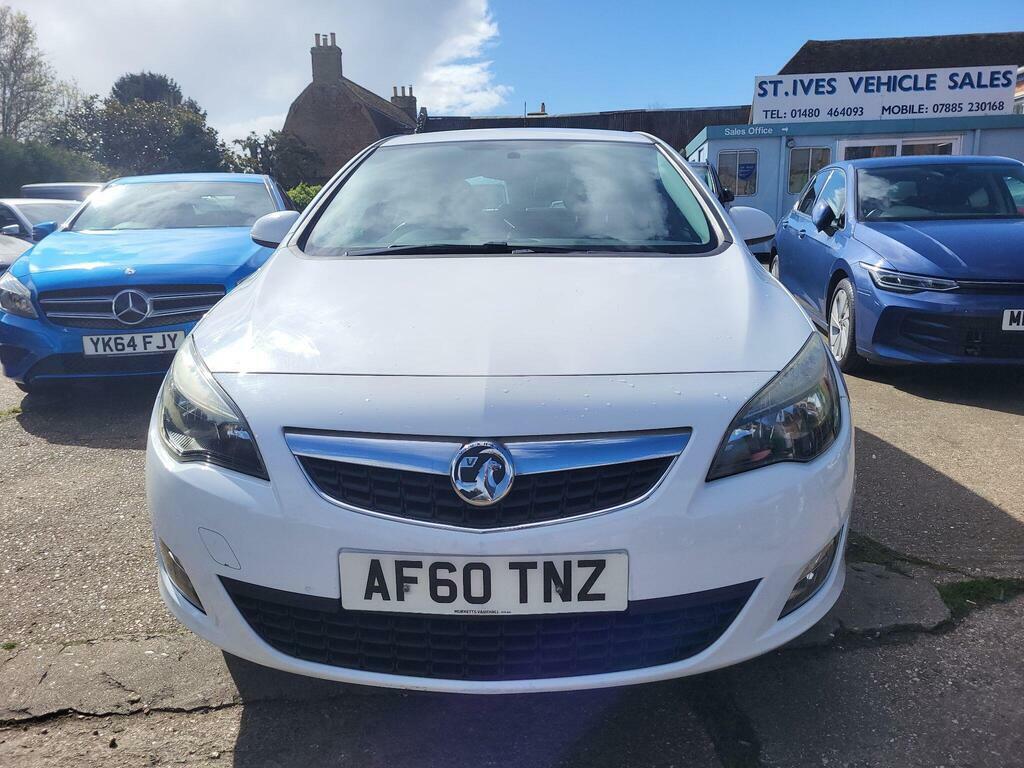 Vauxhall Astra 1.6 16V Sri Euro 5 AF60TNZ White #3