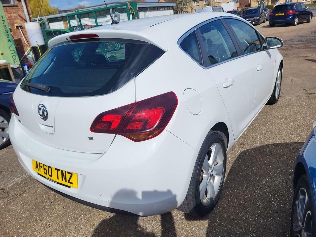 Vauxhall Astra 1.6 16V Sri Euro 5 AF60TNZ White #5