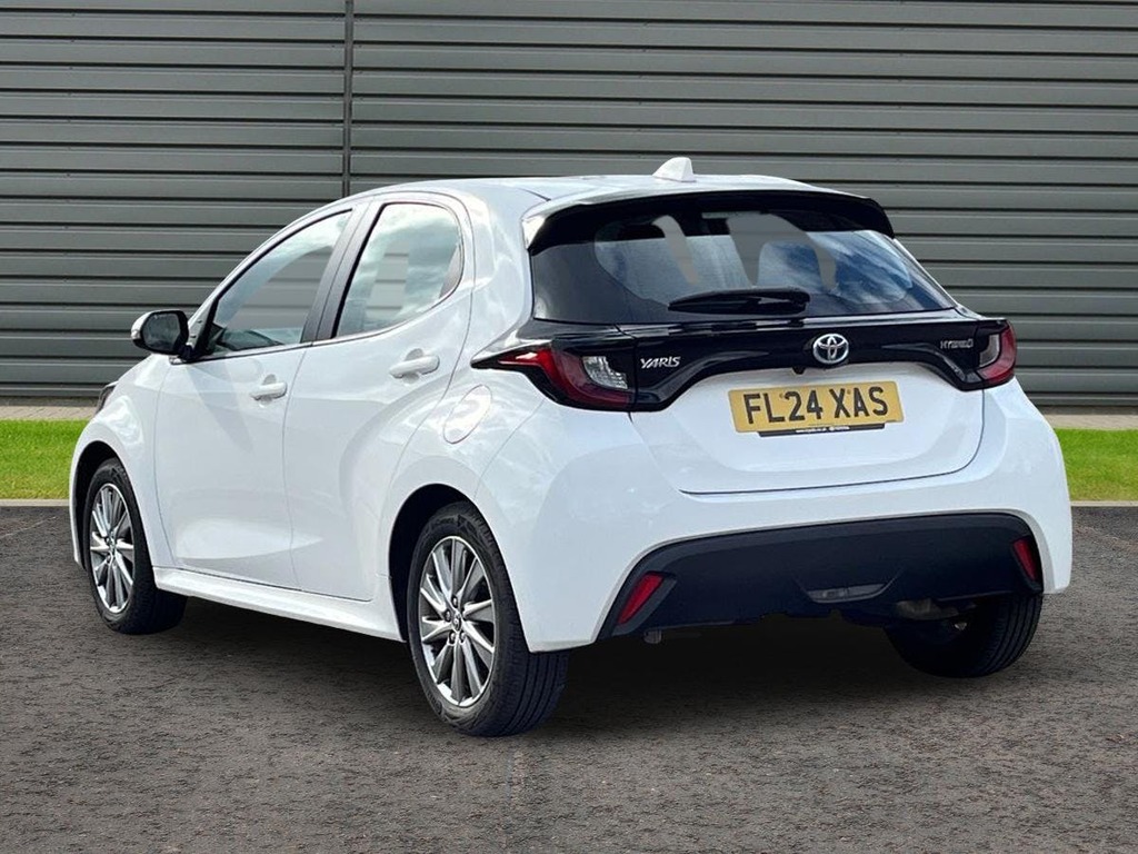 Toyota Yaris 1.5 Vvt-h Icon Hatchback Hybrid E Cvt FL24XAS White #5
