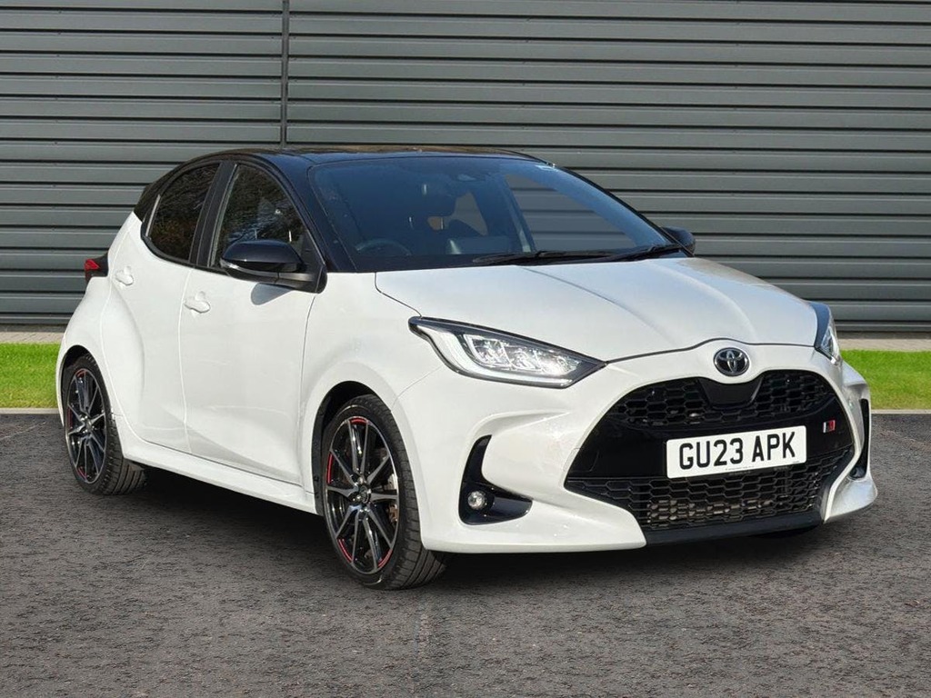 Toyota Yaris 1.5 Vvt-h Gr Sport Hatchback Hybrid E C Grey