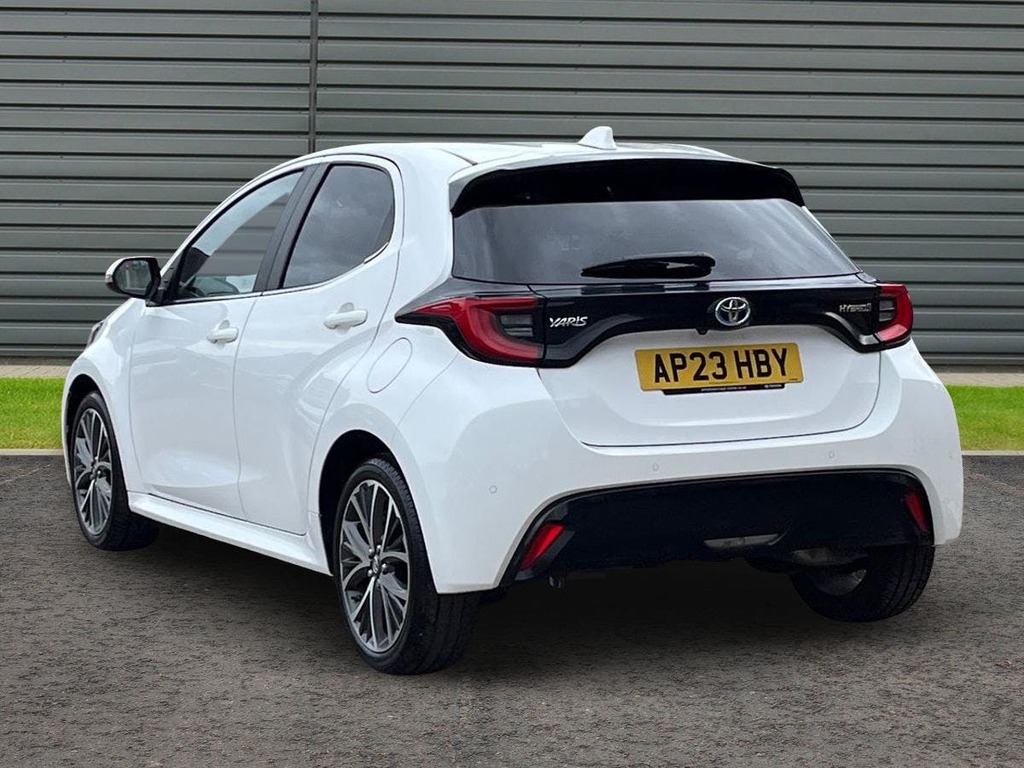 Toyota Yaris 1.5 Vvt-h Excel Hatchback Hybrid E Cvt AP23HBY White #5