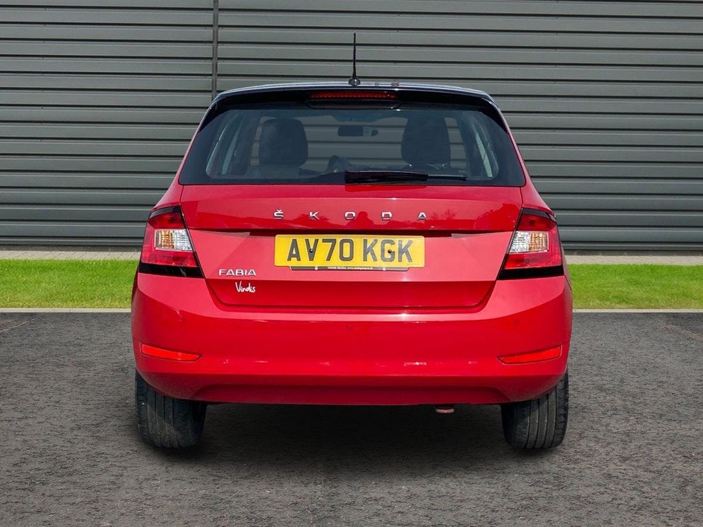 Skoda Fabia 1.0 Tsi Colour Edition Hatchback AV70KGK Red #4