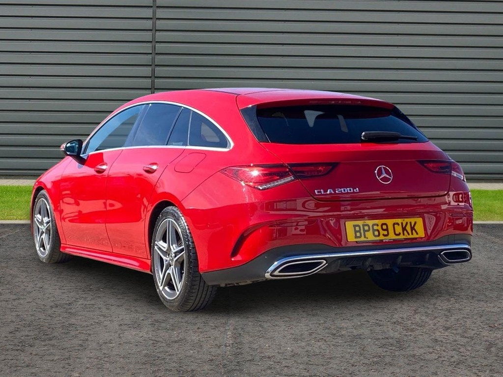 Mercedes-Benz CLA Class 2.1 Cla200d Amg Line Red #5