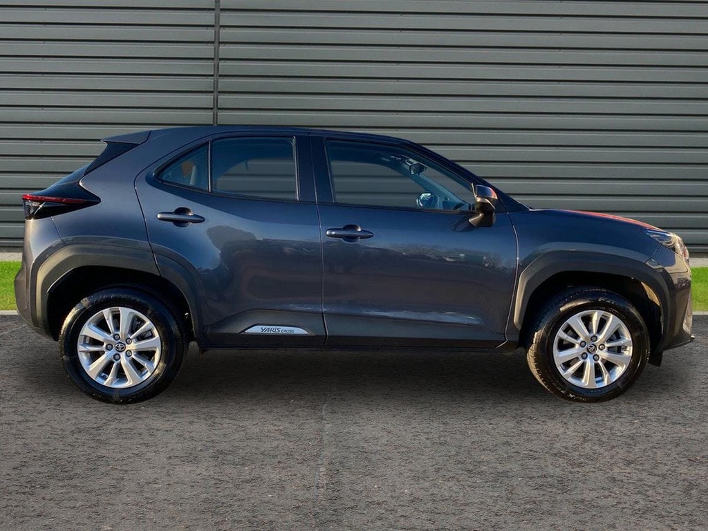 Toyota Yaris Cross 1.5 Vvt-h Icon Suv Hybrid E Cvt EO25YKD Grey #2