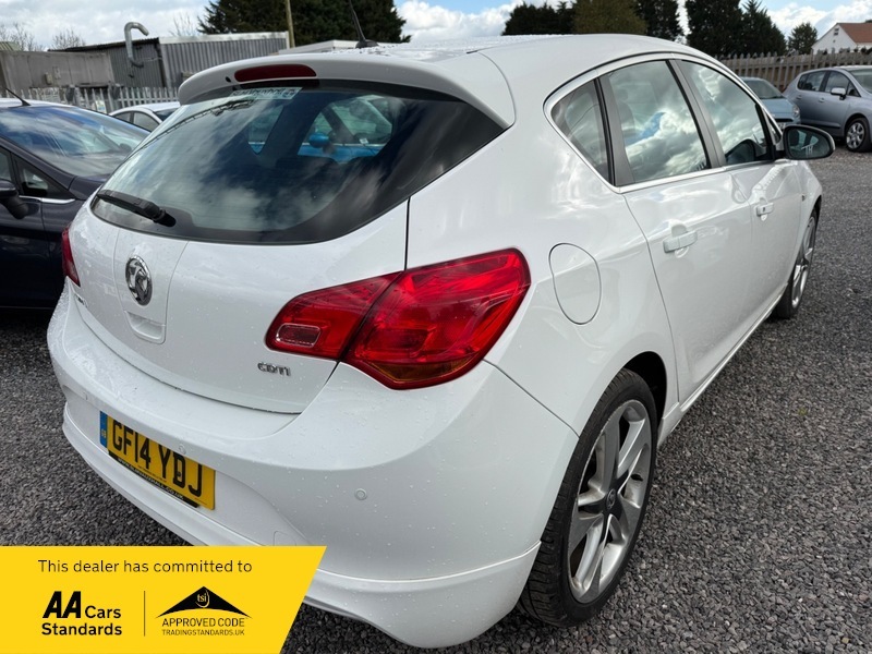 Vauxhall Astra Limited Edition Cdti GF14YDJ White #3