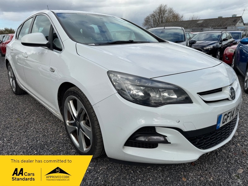 Vauxhall Astra Limited Edition Cdti GF14YDJ White #2
